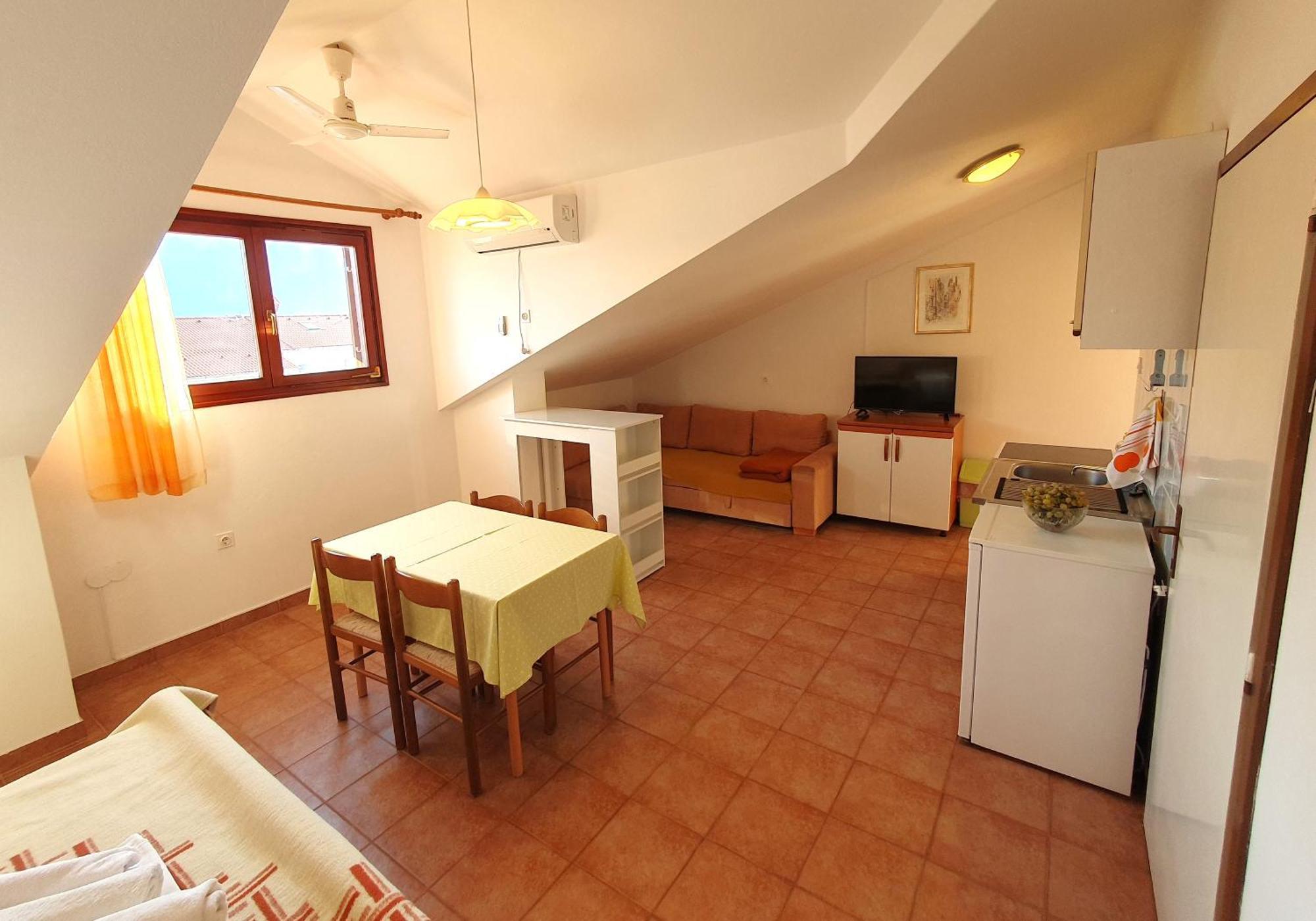 Mirjana F Apartaments Baška Cameră foto